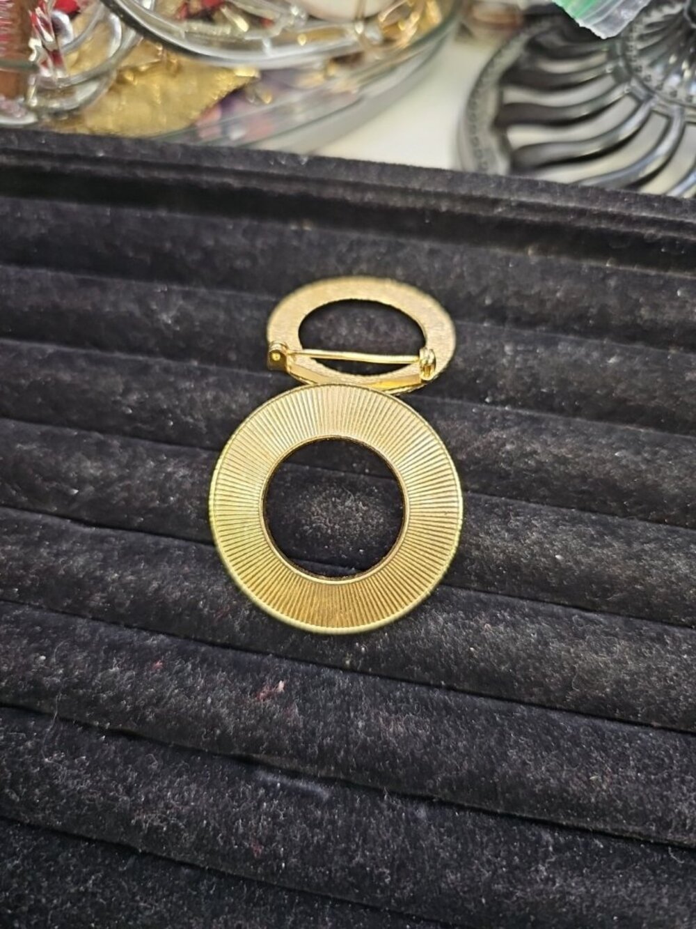 Scarf Clip Pin/ Gold-tone Textured  Circle